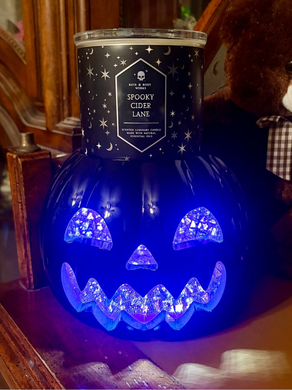 Bath & Body Works Lighted Halloween 🎃 Pumpkin Candle Holder & Candle